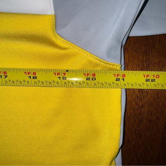 Nike Dri Fit Color Block Disney Mickey Mens Golf Polo Yellow Gray‎ Size Medium - Picture 4 of 8